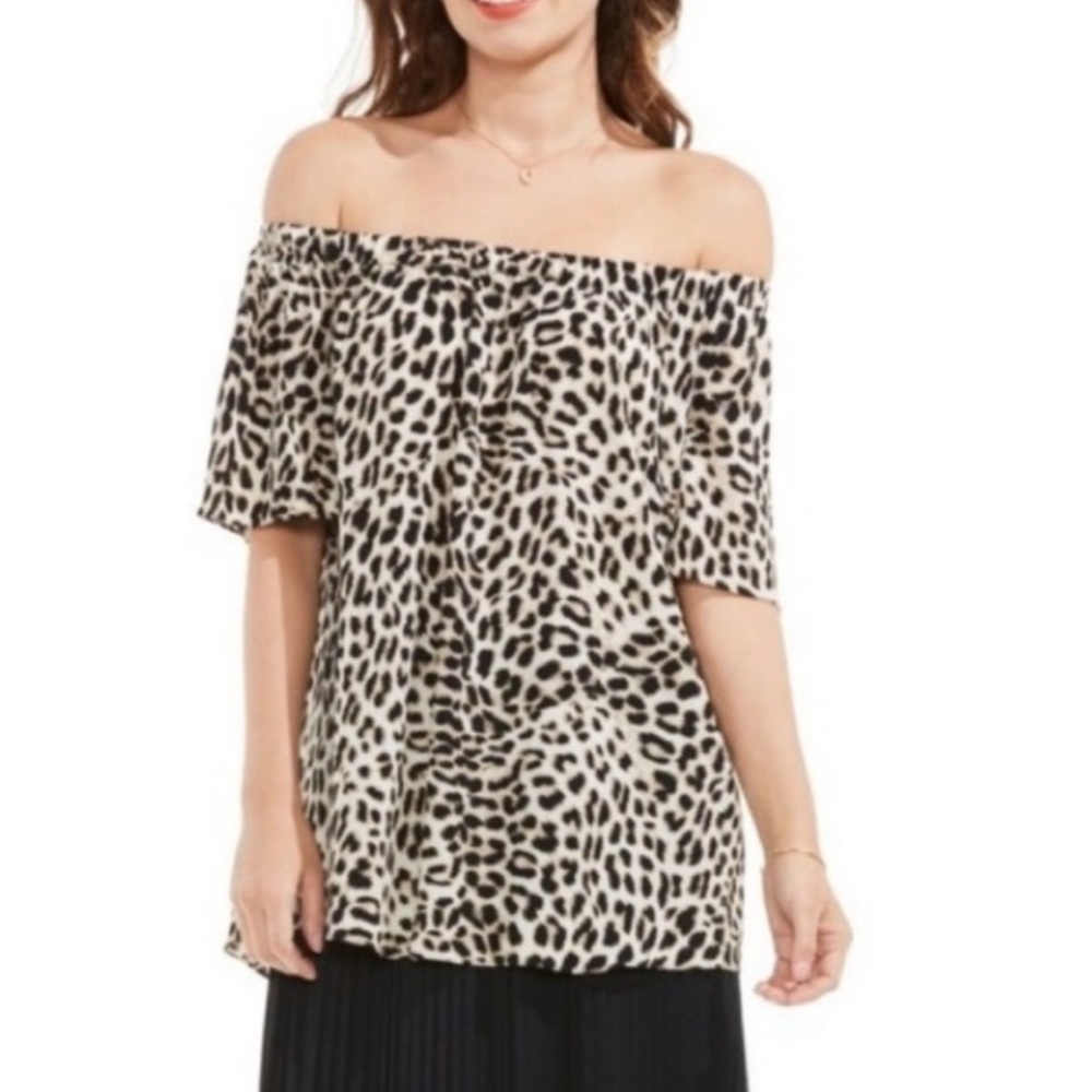 Vince Camuto off the shoulder short sleeve top - leopard